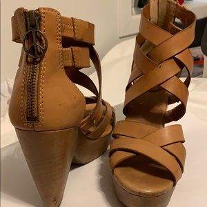 Lucky brand Retro circa 90’s platform shoes